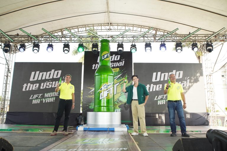 01. Coca-Cola Philippines President Tony Del Rosario, Coca-Cola Europacific Aboitiz Philippines Unit Director Gus Gatuslao, and Lift ambassador Ruru Madrid